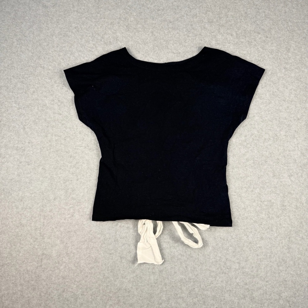 Elegant Black and White Short Sleeve Top